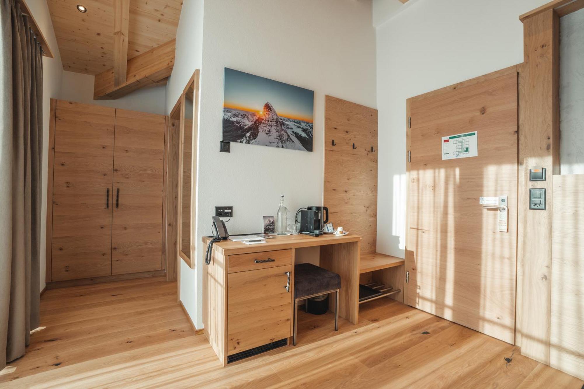 Hotel Porta Cervino Täsch Dış mekan fotoğraf
